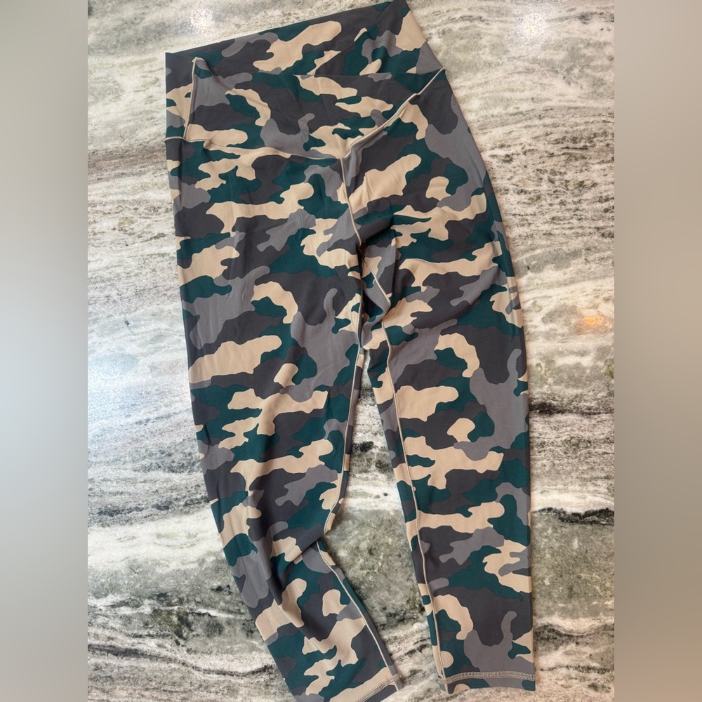 OFFLINE By Aerie Real Me High Waisted Crossover Legging XL - Picture 4 of 5